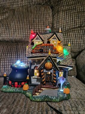 Dept 56 The Candy Cauldron Halloween Village 54609 Works Pls Read 2006